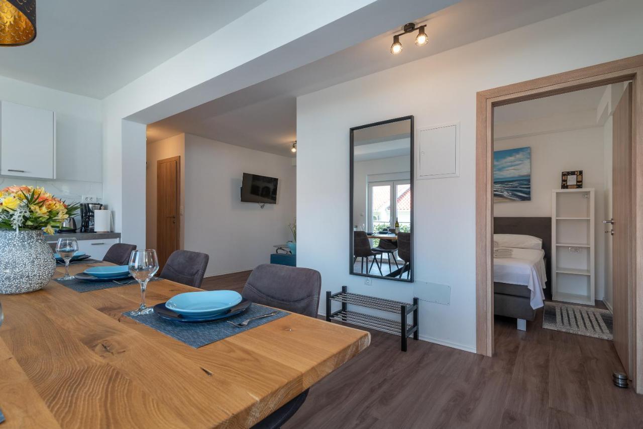 Delux Apartment Eva Трогір Екстер'єр фото