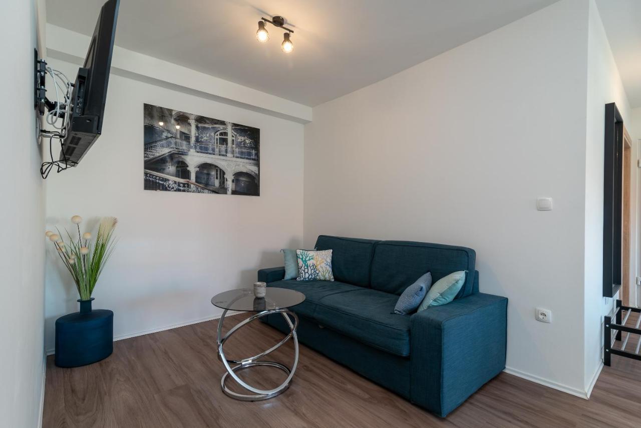 Delux Apartment Eva Трогір Екстер'єр фото