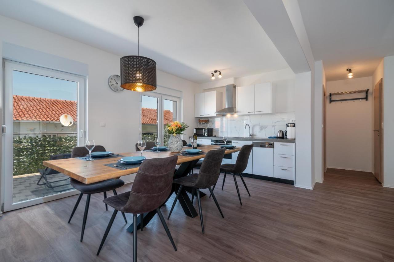 Delux Apartment Eva Трогір Екстер'єр фото